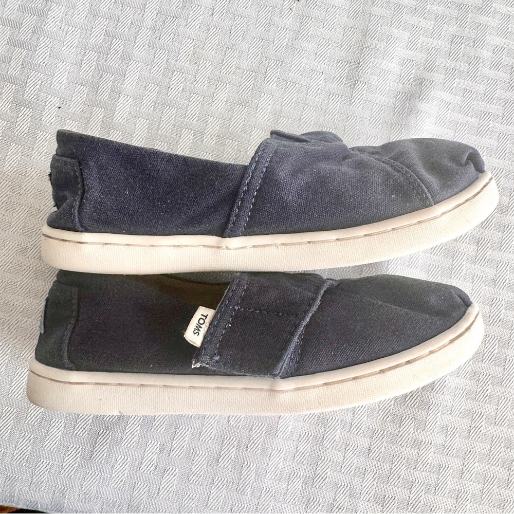 TOMS Kids Classic Slip-On Shoes‎ Navy Canvas Toddler Size 11